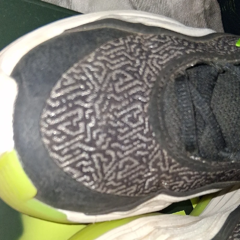 Nike Black Sneakers with Bright Green Swoosh and White Midsole